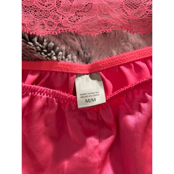 Vintage Victoria’s Secret two-piece lace sleep set size medium‎ ￼ - Picture 4 of 6